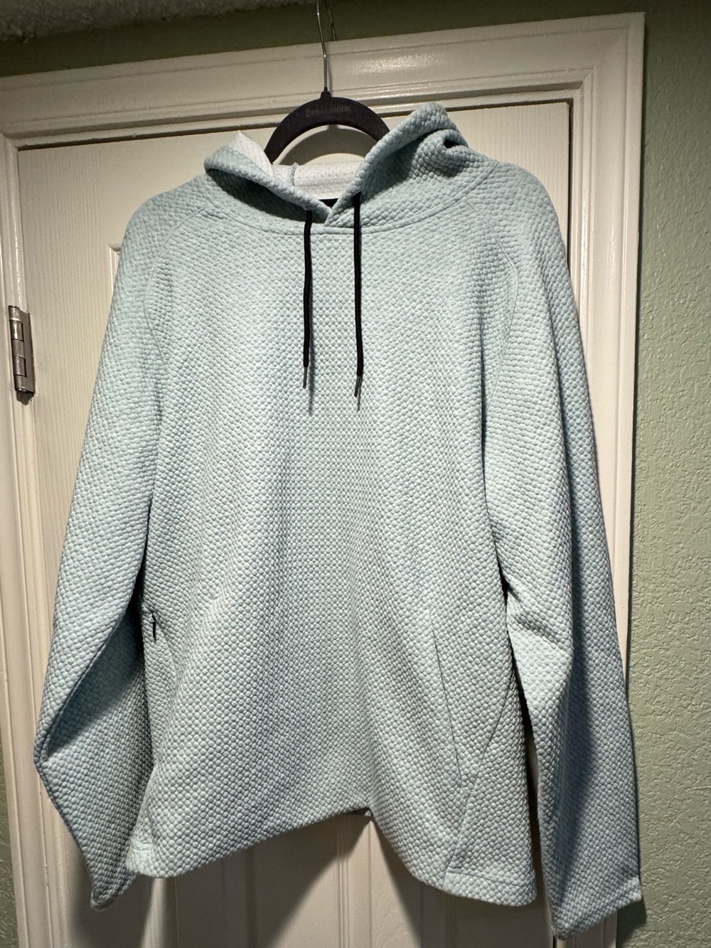 Old Navy Men's Pale Blue Textured Hooded Pullover Active Wear